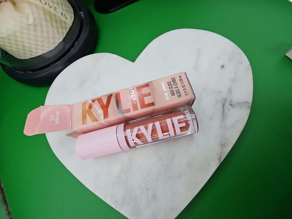 Kylie Jenner High Gloss 324 Damn Gina Lip Gloss New